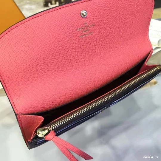 WIS EMILIE Louis Vuitton 0129